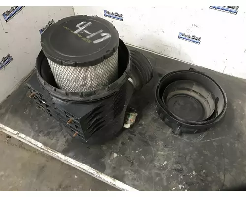Ford LCF55 Air Cleaner