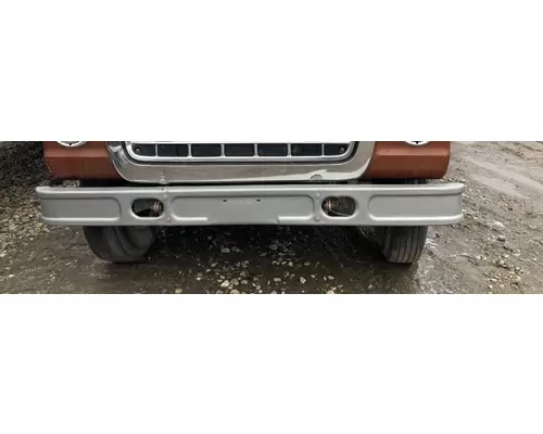 Ford LN600 Bumper Assembly, Front