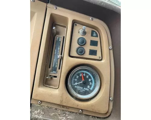 Ford LN600 Dash Assembly