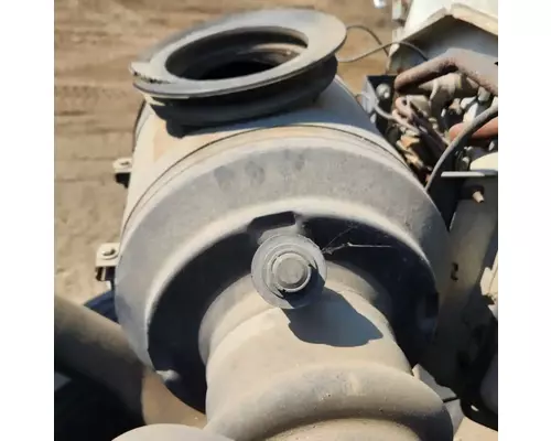 Ford LN7000 Air Cleaner