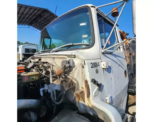 Ford LN7000 Cab
