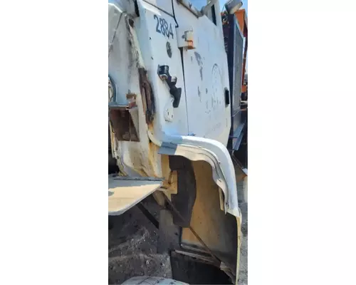 Ford LN7000 Fender Extension