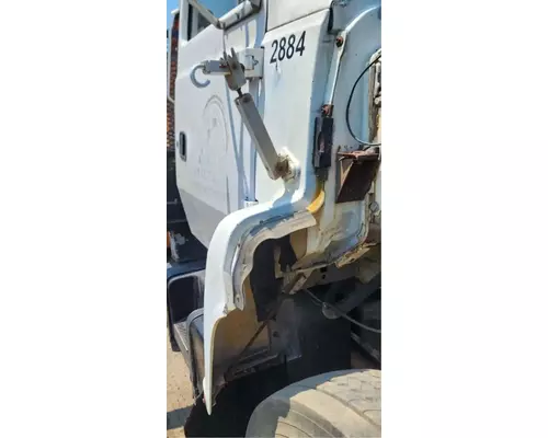 Ford LN7000 Fender Extension