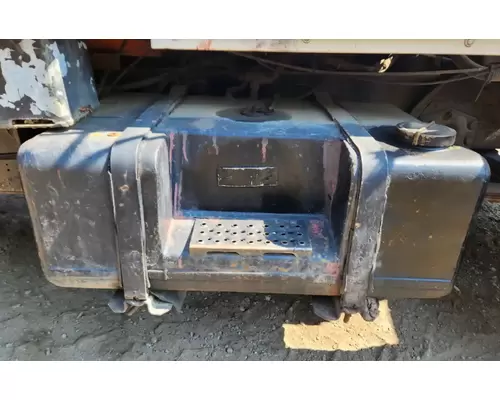 Ford LN7000 Fuel Tank