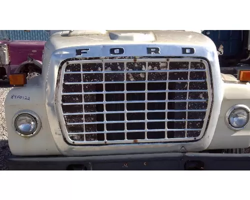 Ford LN7000 Grille