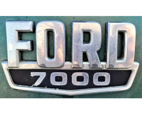 Ford LN7000 Hood