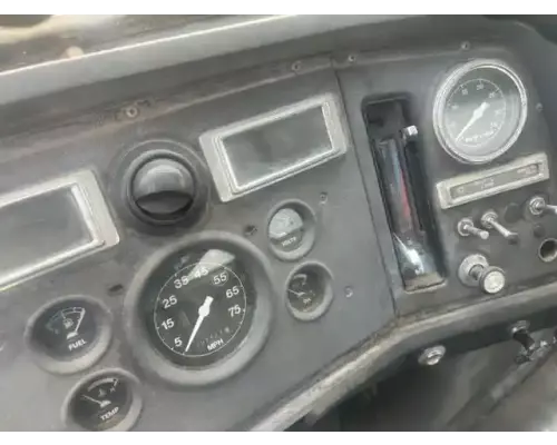 Ford LN7000 Instrument Cluster