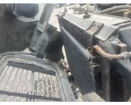 Ford LN7000 Radiator