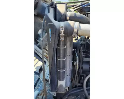Ford LN7000 Radiator