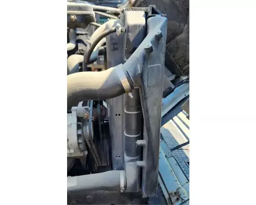 Ford LN7000 Radiator