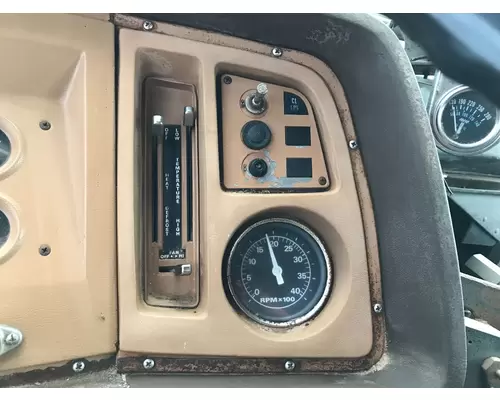 Ford LN700 Dash Assembly