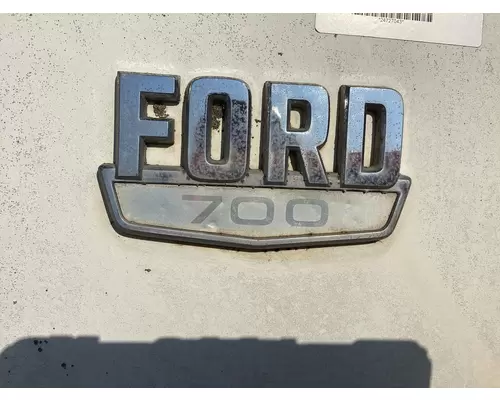 Ford LN700 Hood Emblem