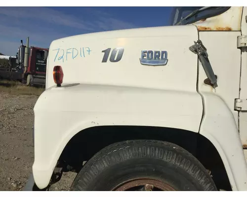 Ford LN700 Hood