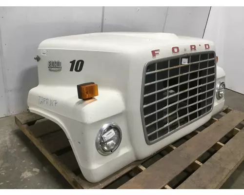 Ford LN700 Hood