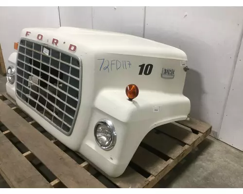 Ford LN700 Hood