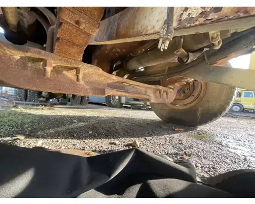 Ford LN8000 Axle Assy, Fr (4WD)