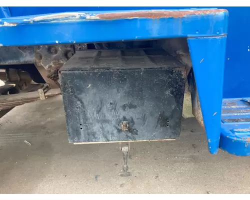 Ford LN8000 Battery Box