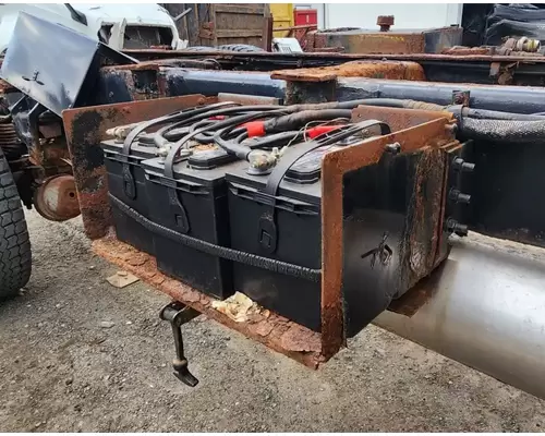 Ford LN8000 Battery Box
