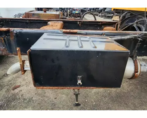 Ford LN8000 Battery Box