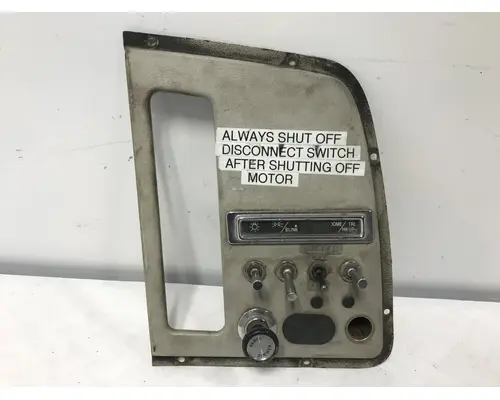 Ford LN8000 Dash Assembly