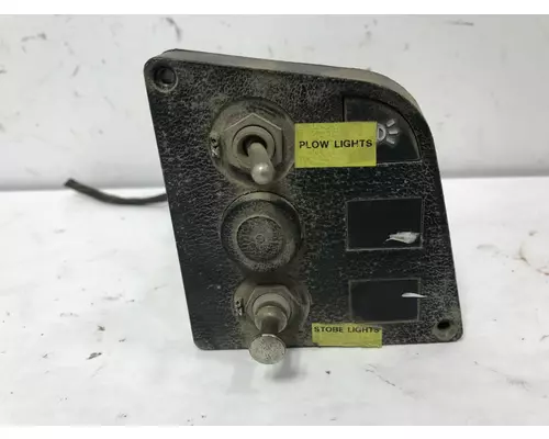 Ford LN8000 Dash Assembly