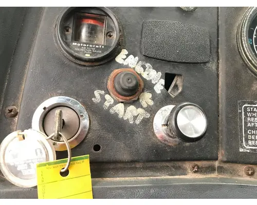 Ford LN8000 Dash Assembly