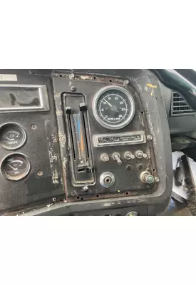 Ford LN8000 Dash Assembly