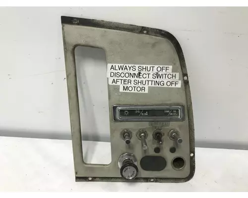 Ford LN8000 Dash Panel