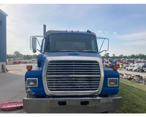 Ford LN8000 Grille