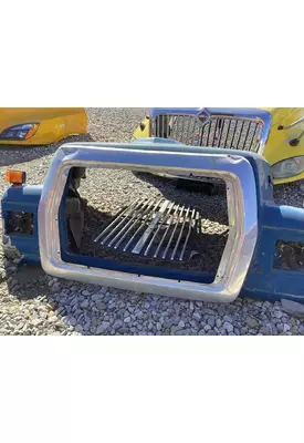 Ford LN8000 Grille