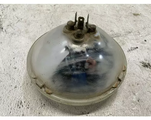 Ford LN8000 Headlamp Assembly