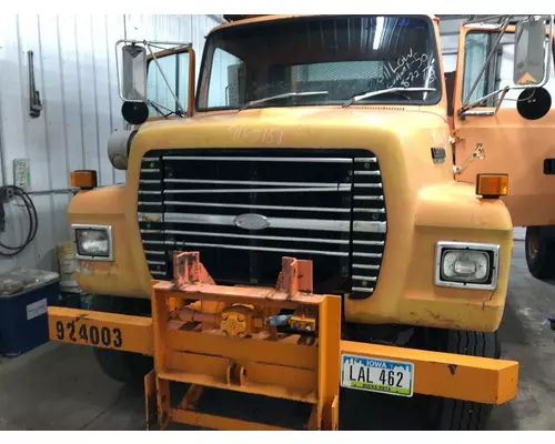 Ford LN8000 Hood