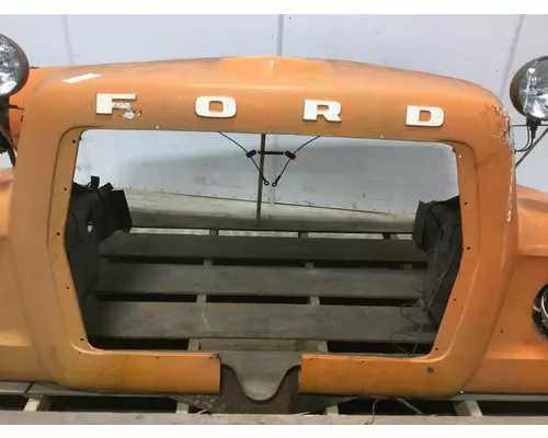 Ford LN8000 Hood