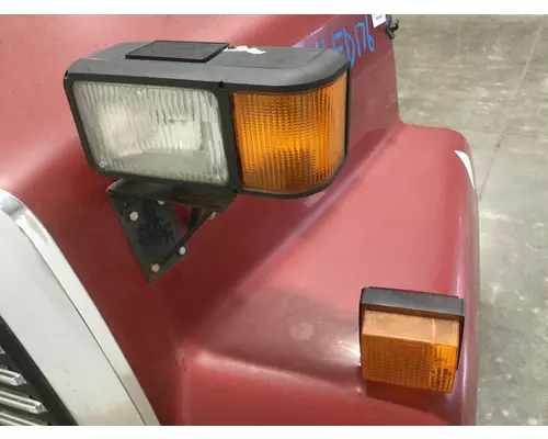 Ford LN8000 Hood