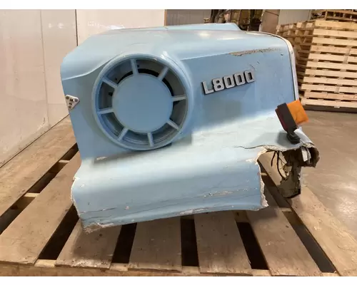 Ford LN8000 Hood