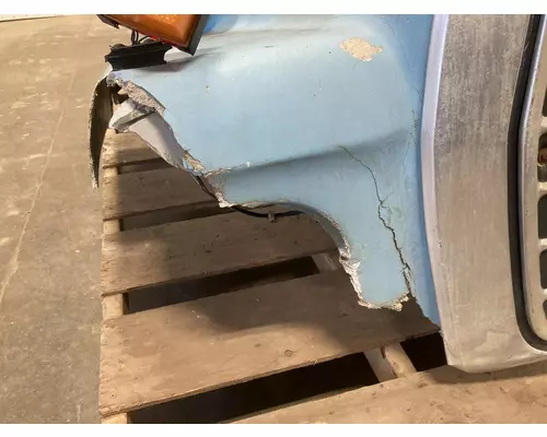 Ford LN8000 Hood