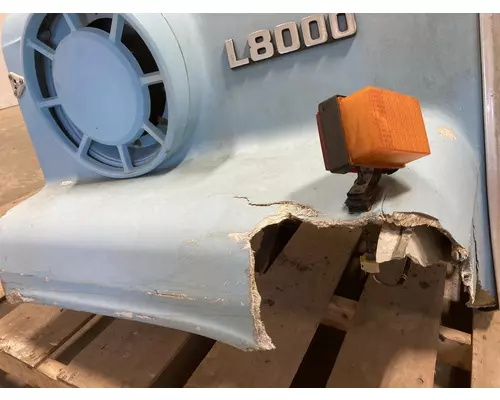 Ford LN8000 Hood