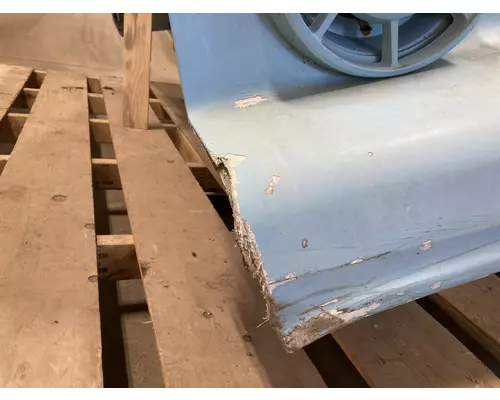 Ford LN8000 Hood