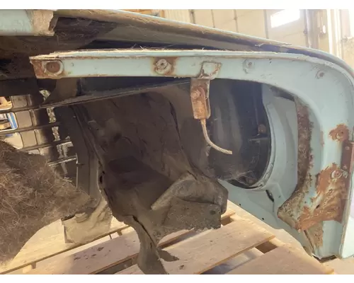 Ford LN8000 Hood