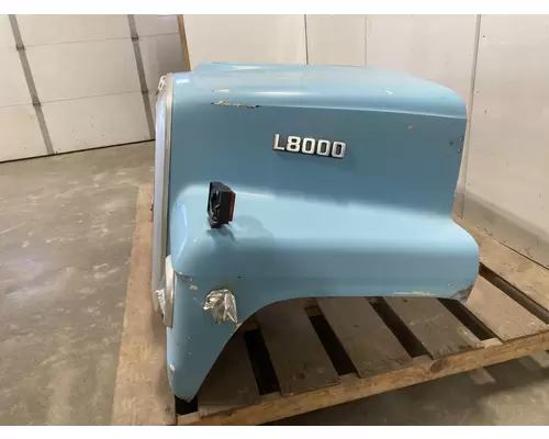Ford LN8000 Hood