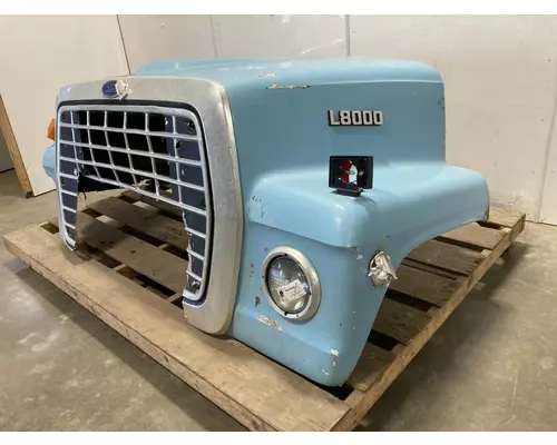 Ford LN8000 Hood