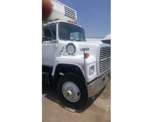 Ford LN8000 Hood