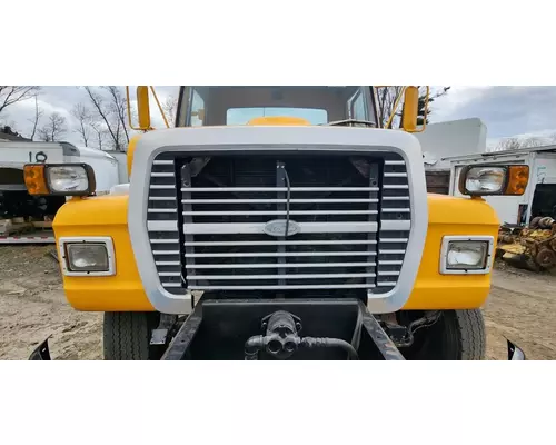 Ford LN8000 Hood