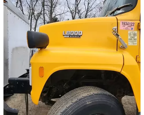 Ford LN8000 Hood