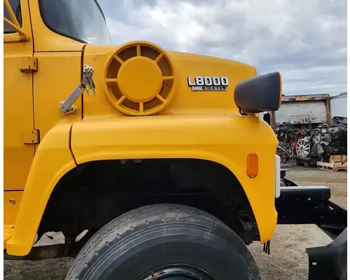 Ford LN8000 Hood
