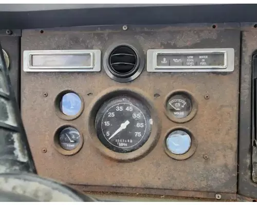 Ford LN8000 Instrument Cluster