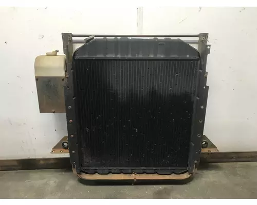 Ford LN8000 Radiator