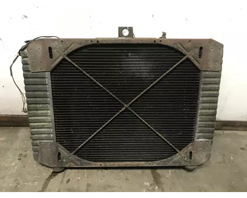 Ford LN8000 Radiator