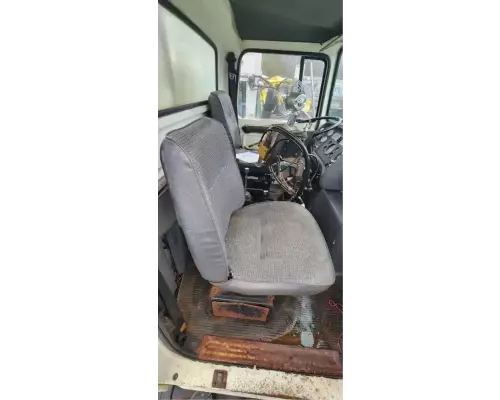 Ford LN8000 Seat, Front