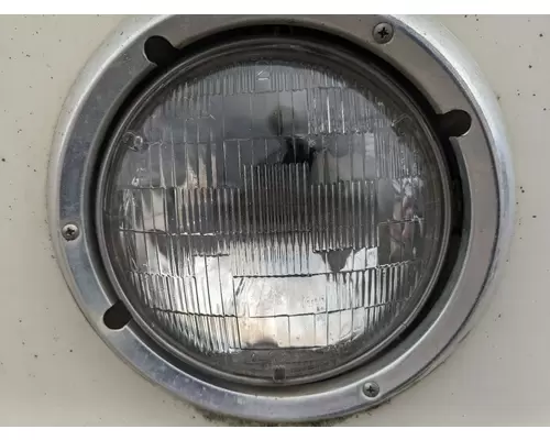 Ford LN800 Headlamp Assembly